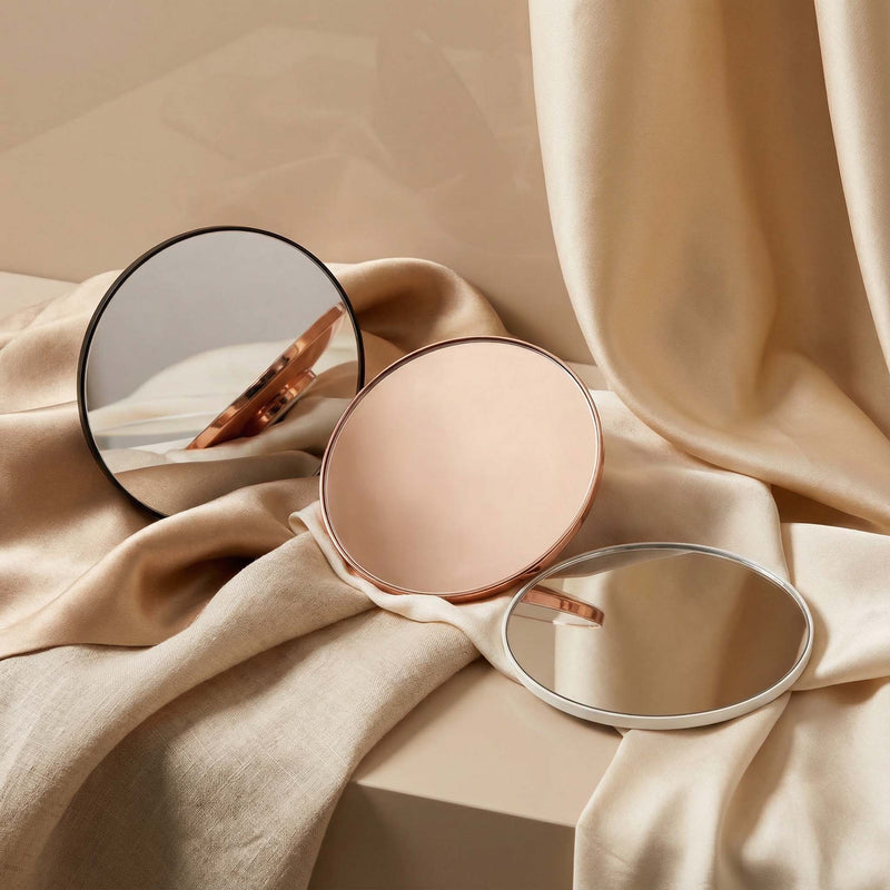 Lara 10x Magnifying Mirror for Vera